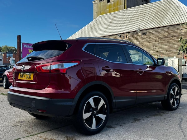 Used Nissan Qashqai 2017 for sale - 76201144: Photo 5