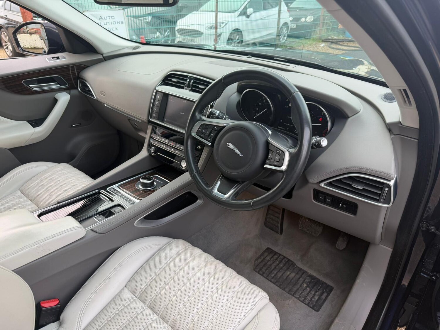 Used Jaguar F-Pace 2018 for sale - 77511034: Photo 14