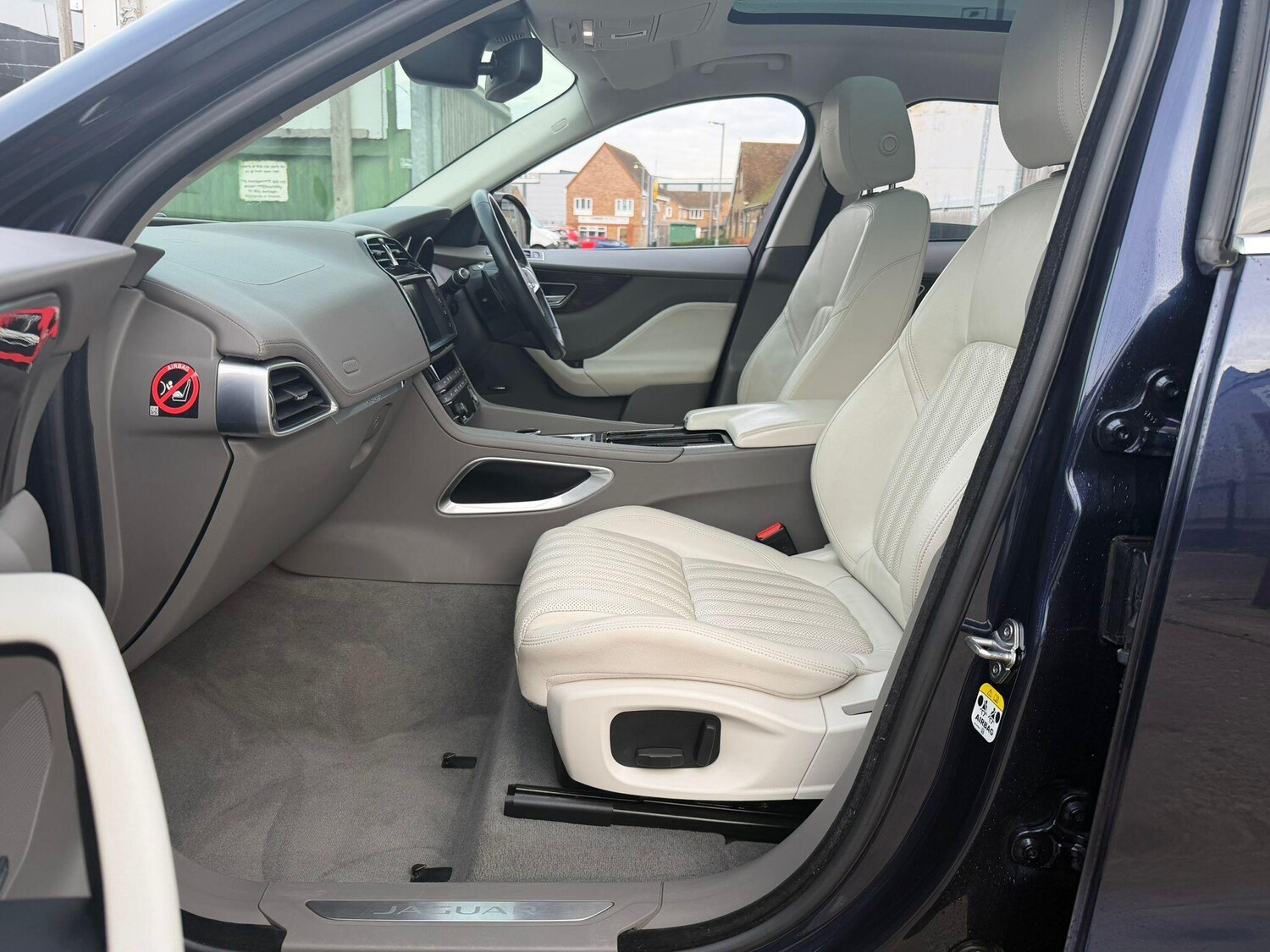 Used Jaguar F-Pace 2018 for sale - 77511034: Photo 30