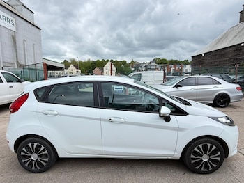 Used Ford Fiesta 2010 for sale - 78516961: Photo