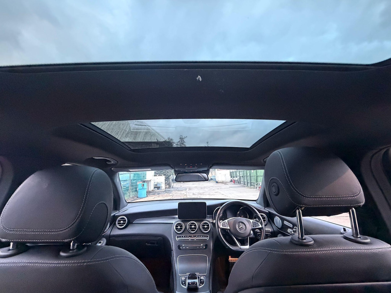 Used Mercedes-Benz GLC for sale - 77267995: Photo 2