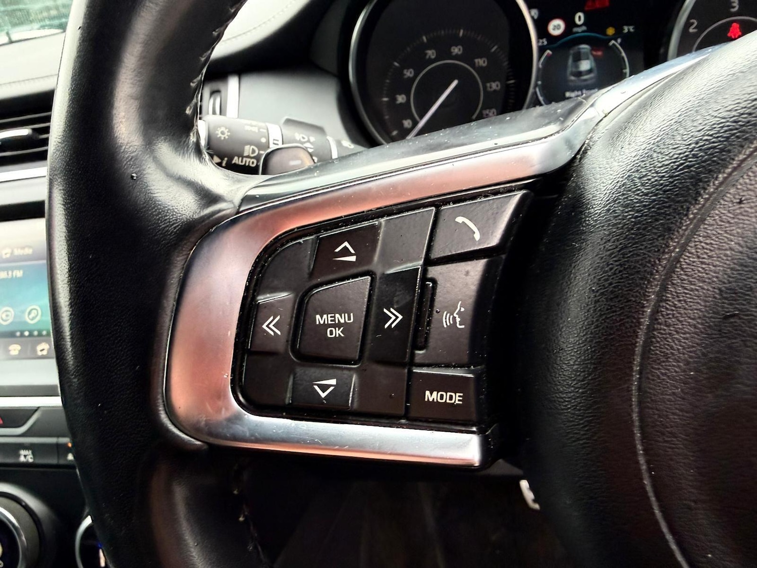 Used Jaguar E-Pace 2019 for sale - 77156069: Photo 27