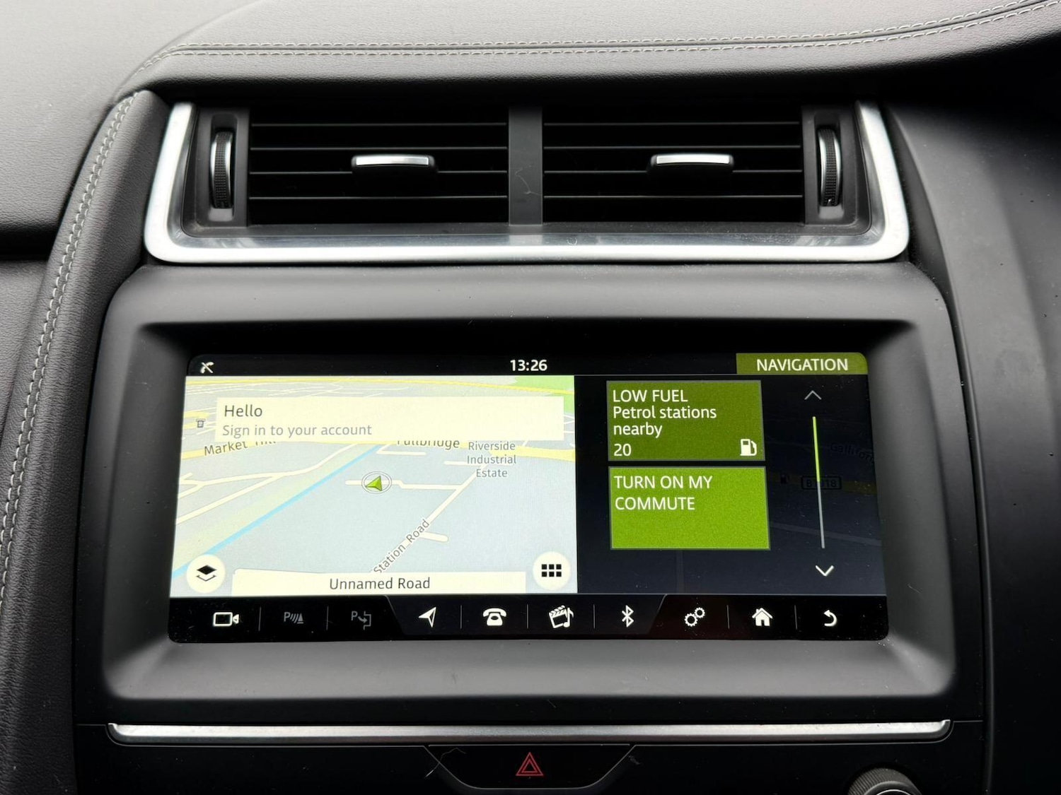 Used Jaguar E-Pace 2019 for sale - 77156069: Photo 4