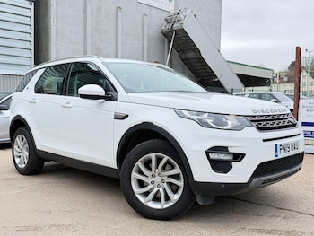 Land Rover Discovery Sport feature image