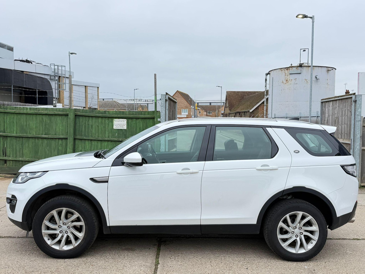 Used Land Rover Discovery Sport for sale - 77926268: Photo 5