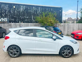 Used Ford Fiesta 2020 for sale - 79464100: Photo