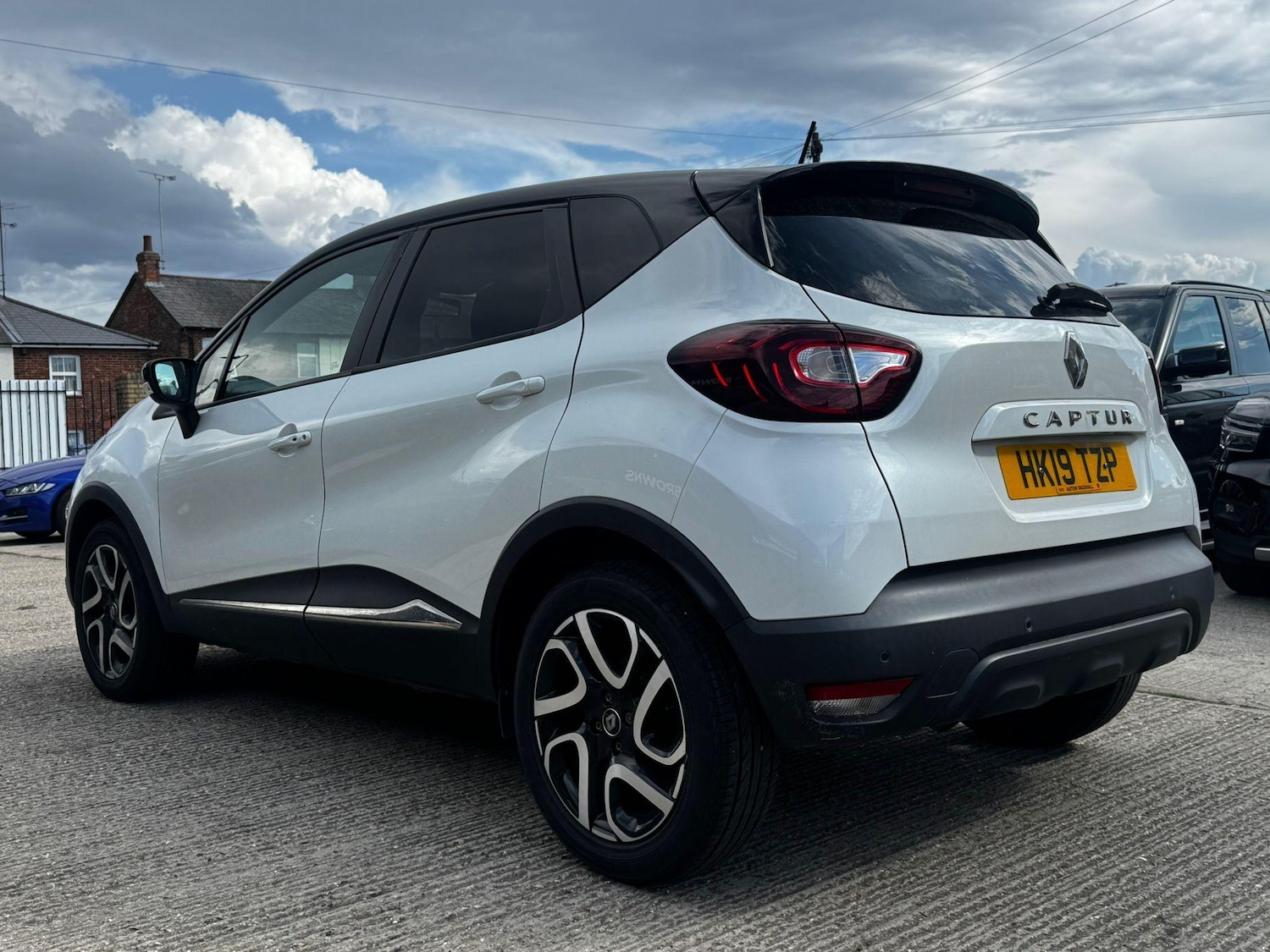 Used Renault Captur 2019 for sale - 76702409: Photo 5