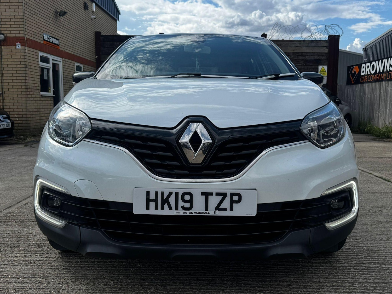 Used Renault Captur 2019 for sale - 76702409: Photo 8