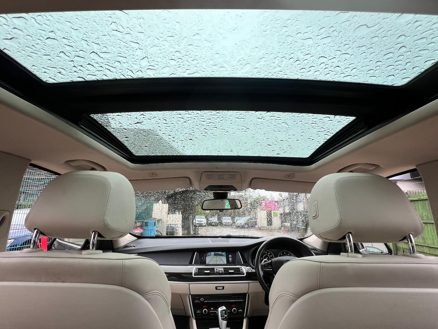 Used BMW 5 Series 2015 for sale - 76408580: Photo 2