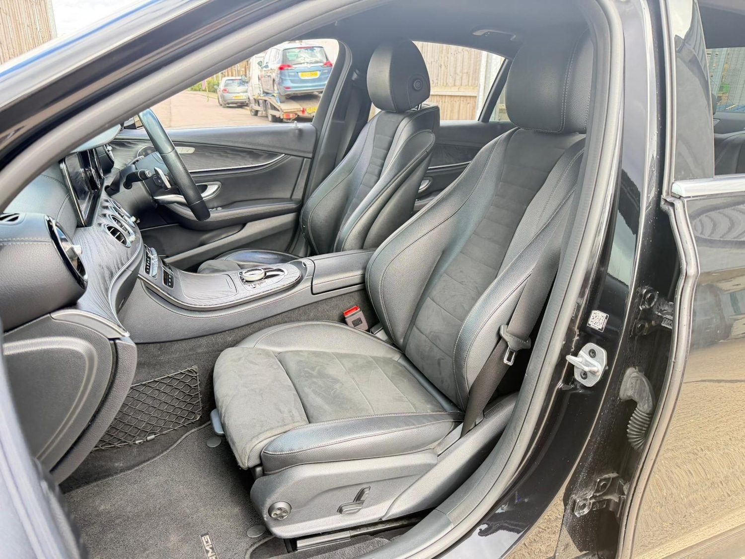 Used Mercedes-Benz E Class 2019 for sale - 78020191: Photo 31