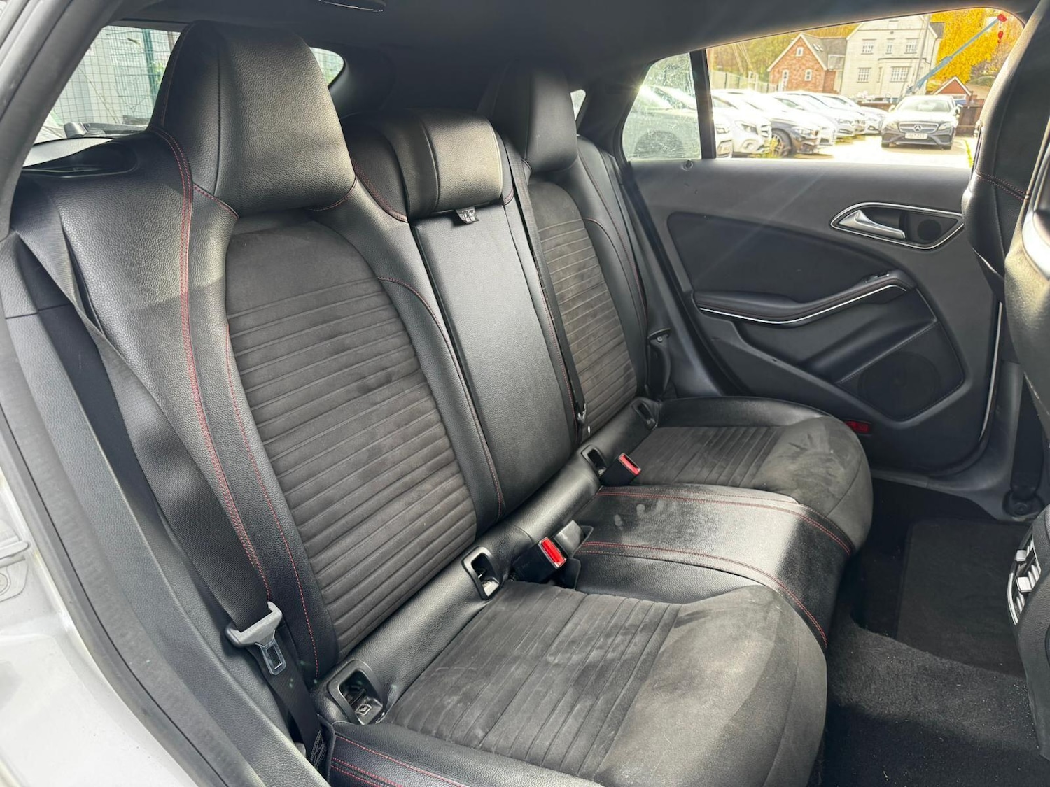 Used Mercedes-Benz CLA 2015 for sale - 76573311: Photo 16