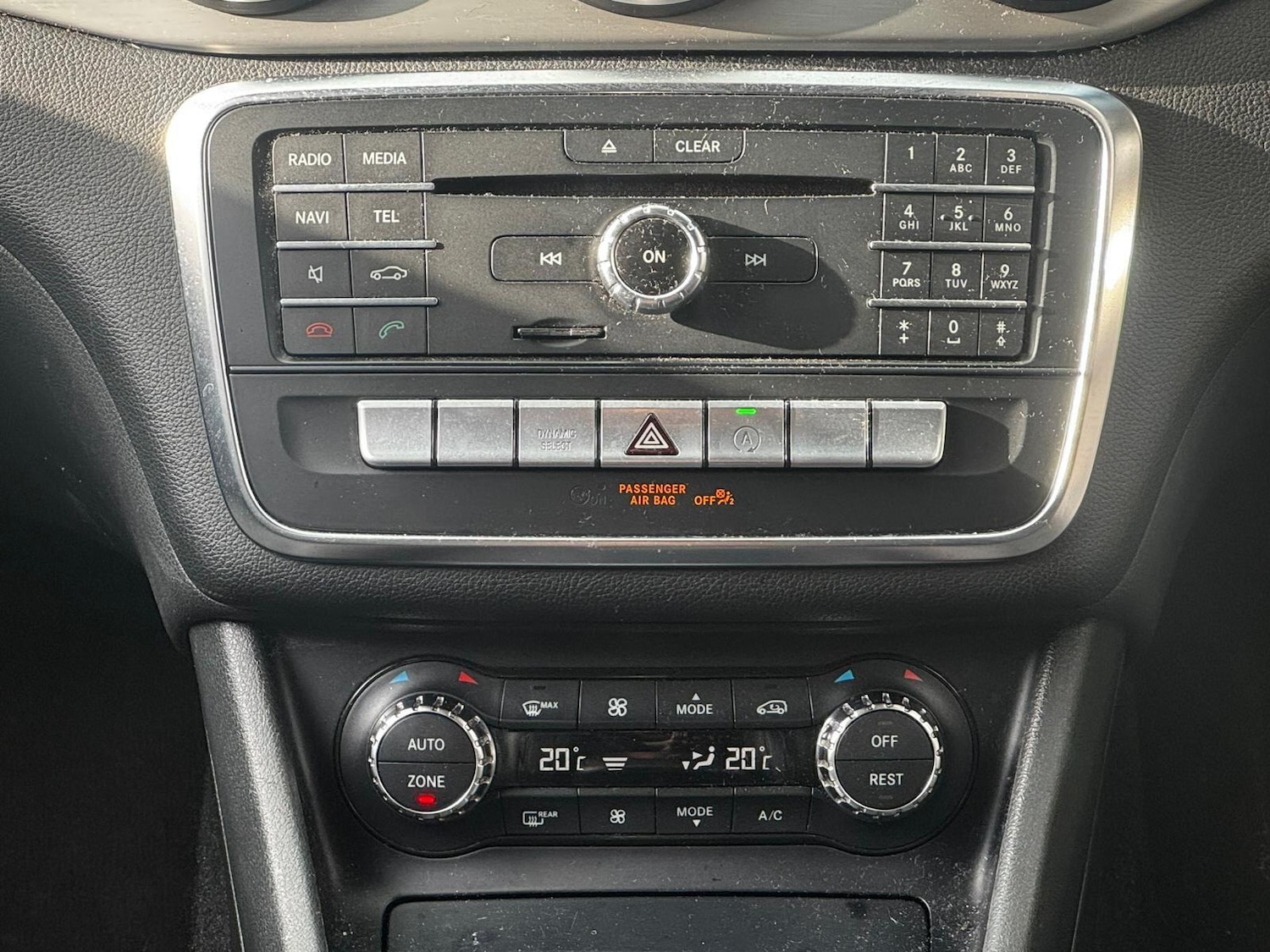 Used Mercedes-Benz CLA 2015 for sale - 76573311: Photo 4