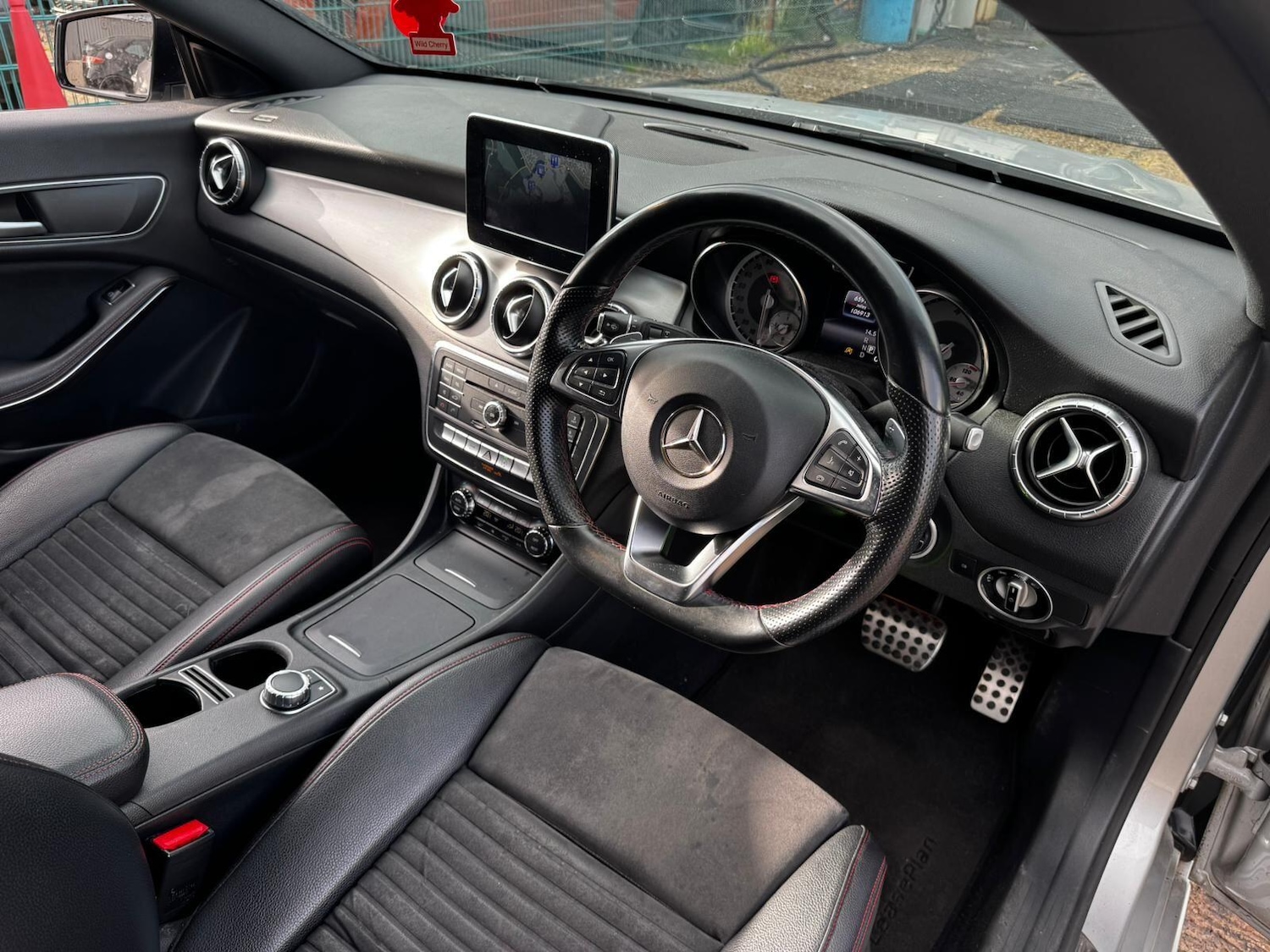 Used Mercedes-Benz CLA 2015 for sale - 76573311: Photo 9