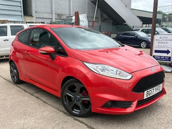 Used Ford Fiesta 2017 for sale - 78796620: Photo