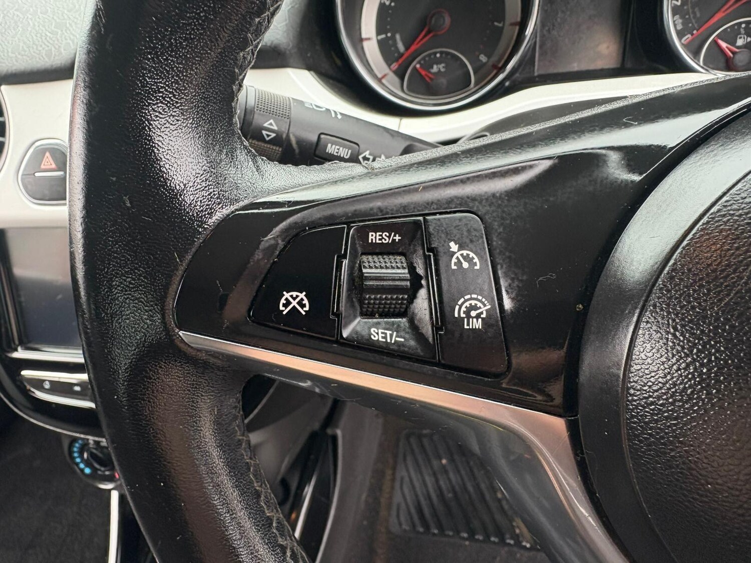 Used Vauxhall ADAM 2018 for sale - 77510130: Photo 15