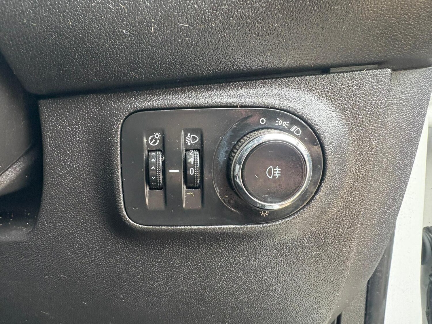 Used Vauxhall ADAM 2018 for sale - 77510130: Photo 17