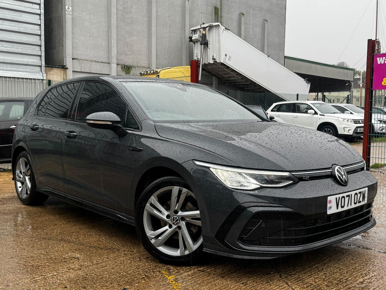 Used Volkswagen Golf 2021 for sale - 76585138: Photo 1