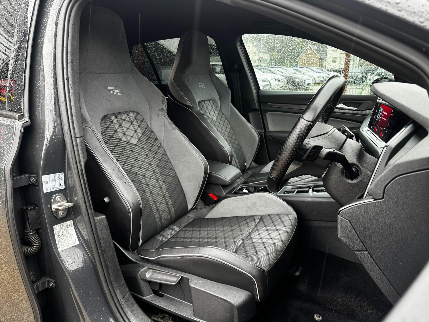 Used Volkswagen Golf 2021 for sale - 76585138: Photo 15