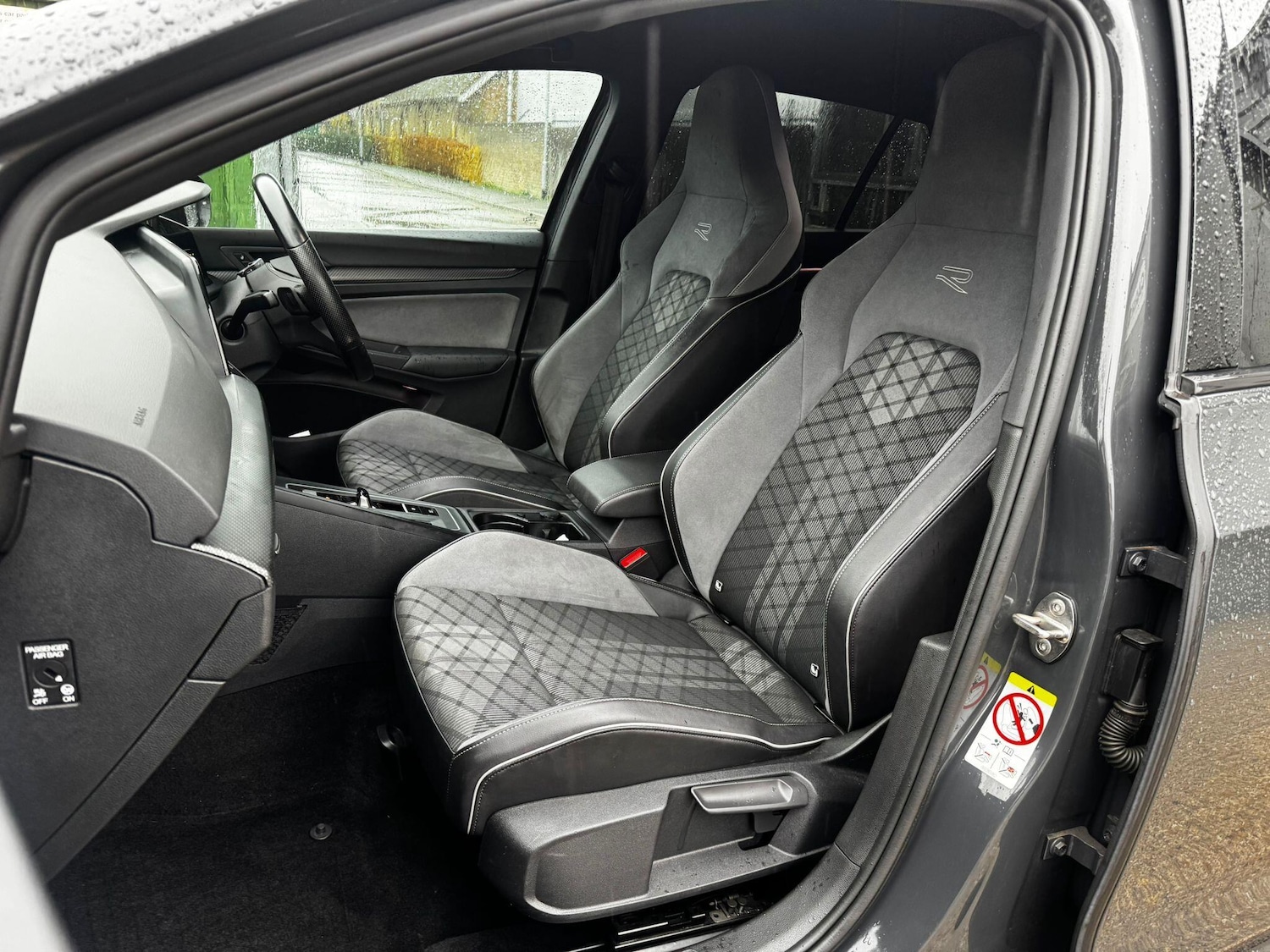 Used Volkswagen Golf 2021 for sale - 76585138: Photo 23