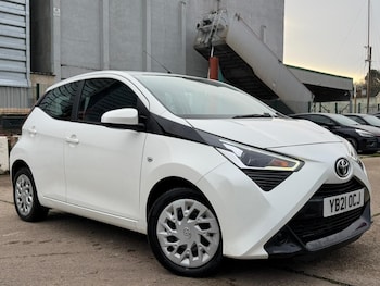 2021 (21) - 1.0 VVT-i x-play Euro 6 5dr (Safety Sense)