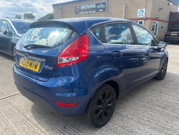 Used Ford Fiesta 2010 for sale - 79669624: Photo