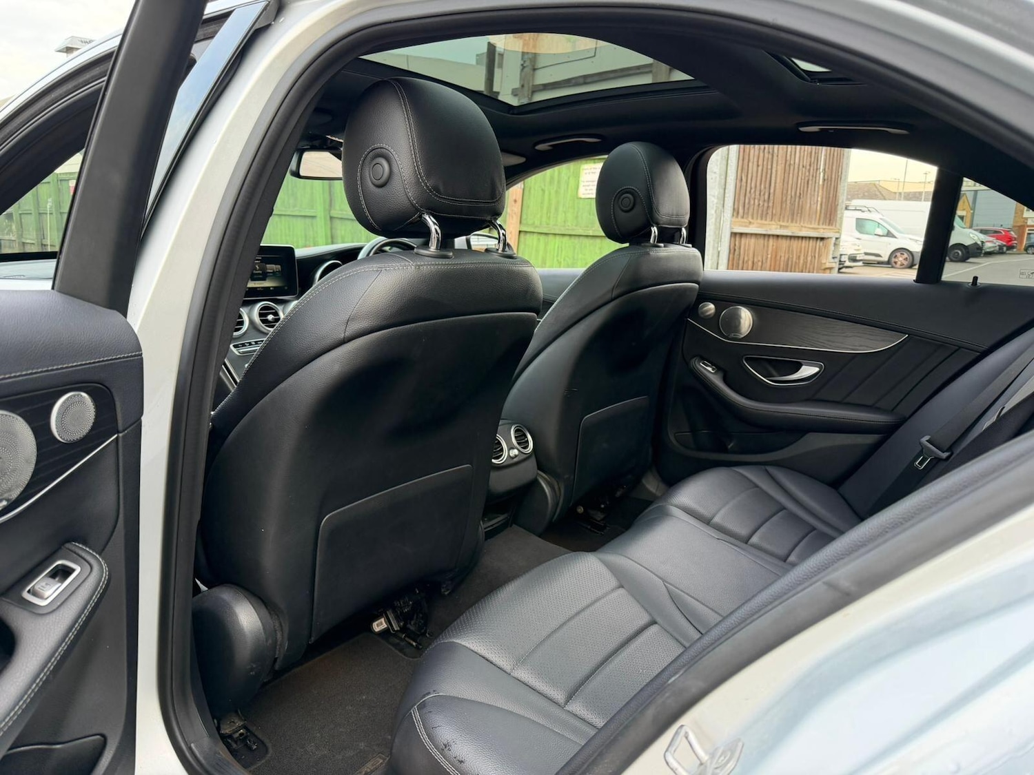 Used Mercedes-Benz C Class 2016 for sale - 77029437: Photo 25