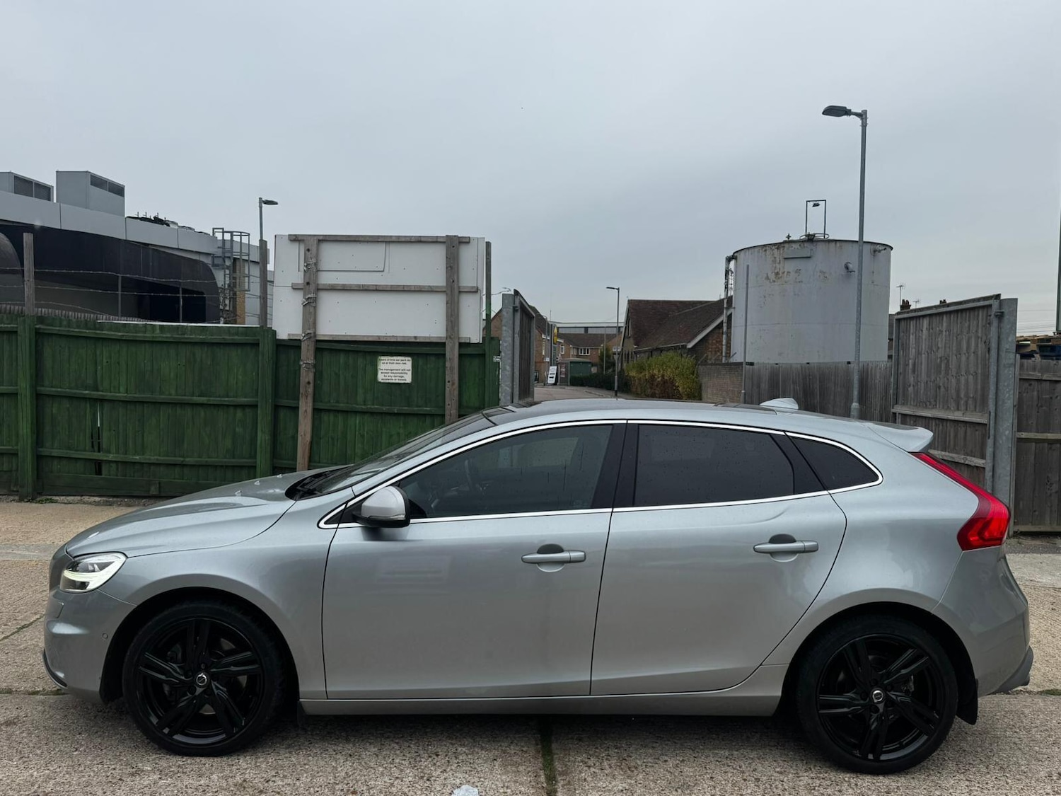 Used Volvo V40 for sale - 76138158: Photo 10