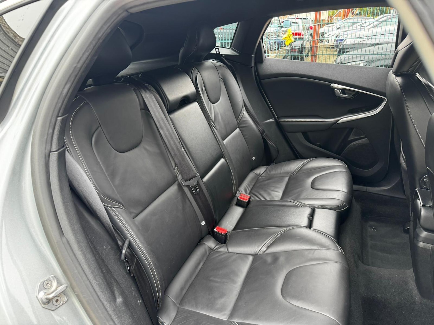 Used Volvo V40 for sale - 76138158: Photo 17