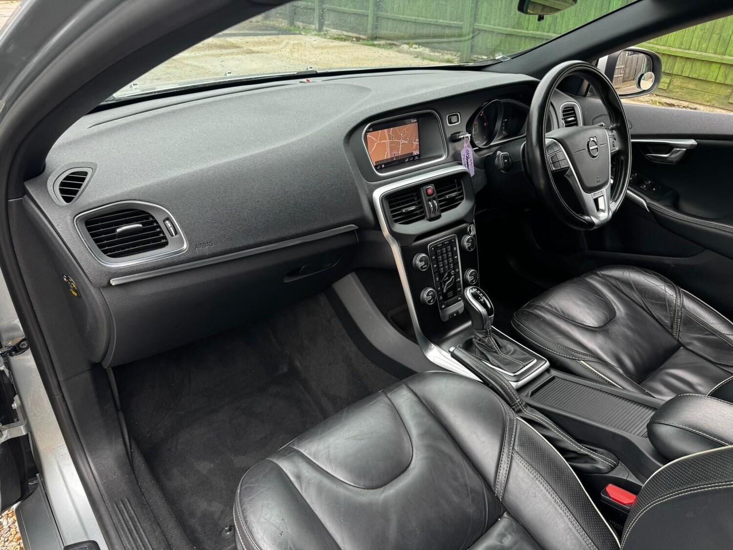 Used Volvo V40 for sale - 76138158: Photo 24