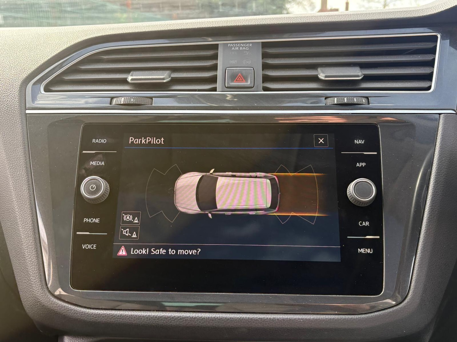 Used Volkswagen Tiguan 2018 for sale - 78205431: Photo 12