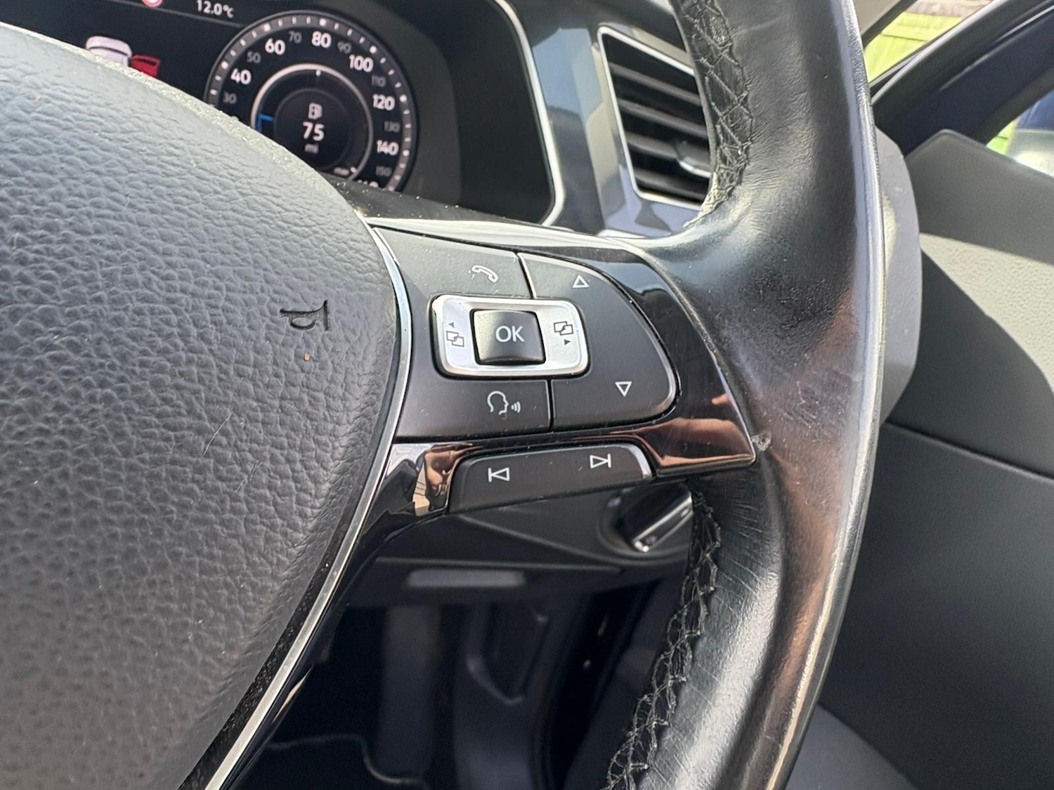 Used Volkswagen Tiguan 2018 for sale - 78205431: Photo 28