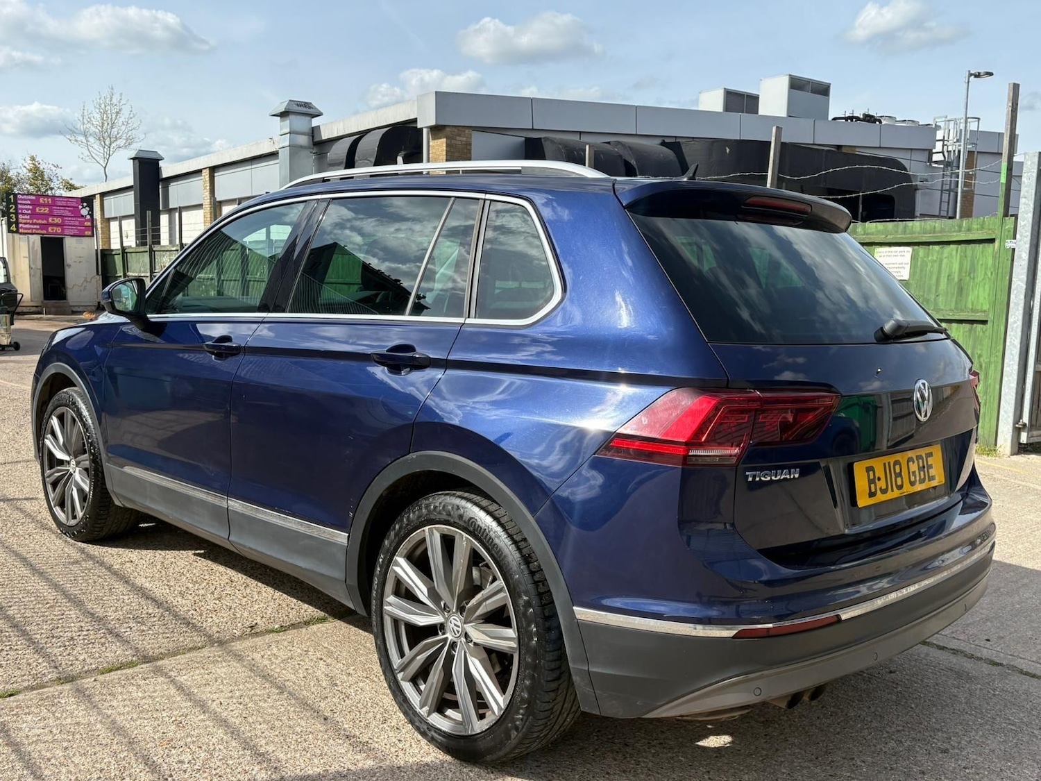 Used Volkswagen Tiguan 2018 for sale - 78205431: Photo 8