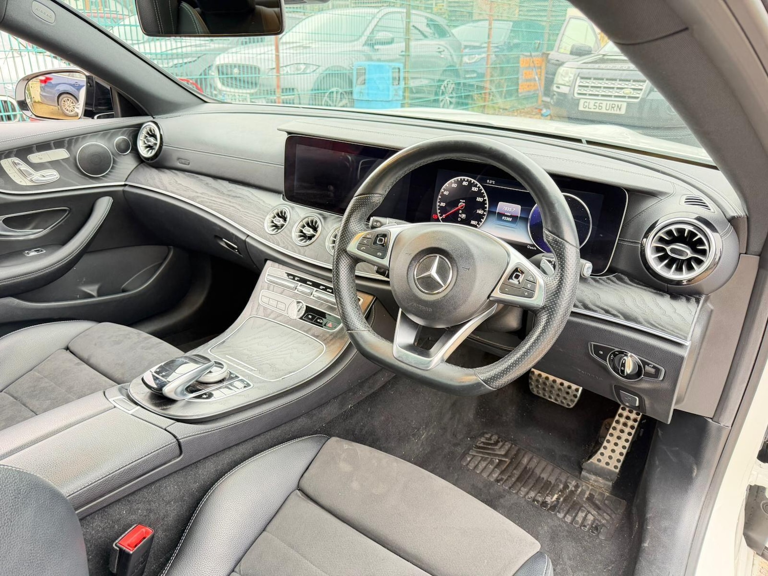 Used Mercedes-Benz E Class 2018 for sale - 77496734: Photo 2