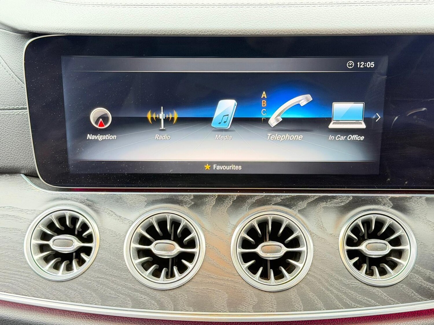 Used Mercedes-Benz E Class 2018 for sale - 77496734: Photo 9