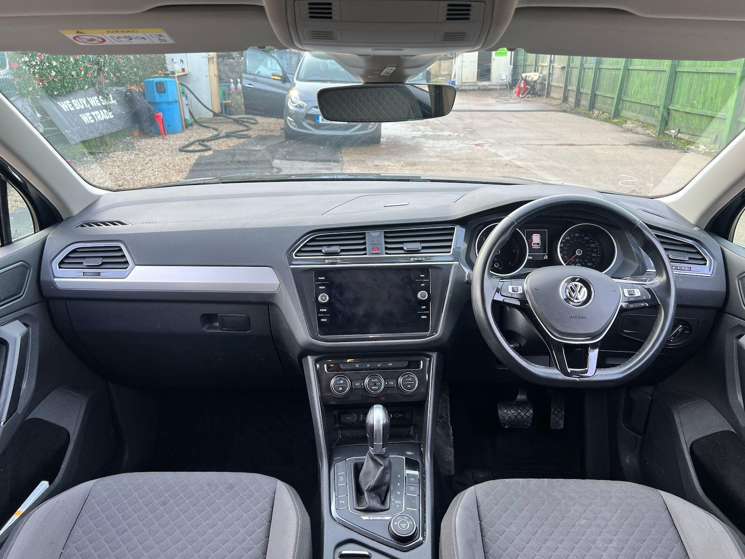Used Volkswagen Tiguan 2018 for sale - 77202437: Photo 9