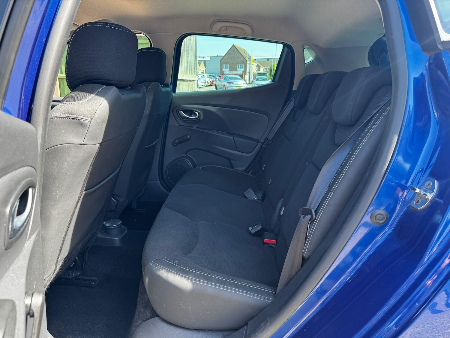 Used Renault Clio 2019 for sale - 76993090: Photo 21