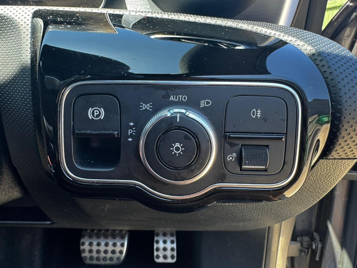 Vehicle 29