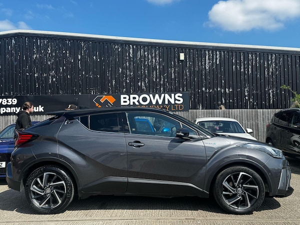 Used Toyota C-HR 2021 for sale - 74810556: Photo 3