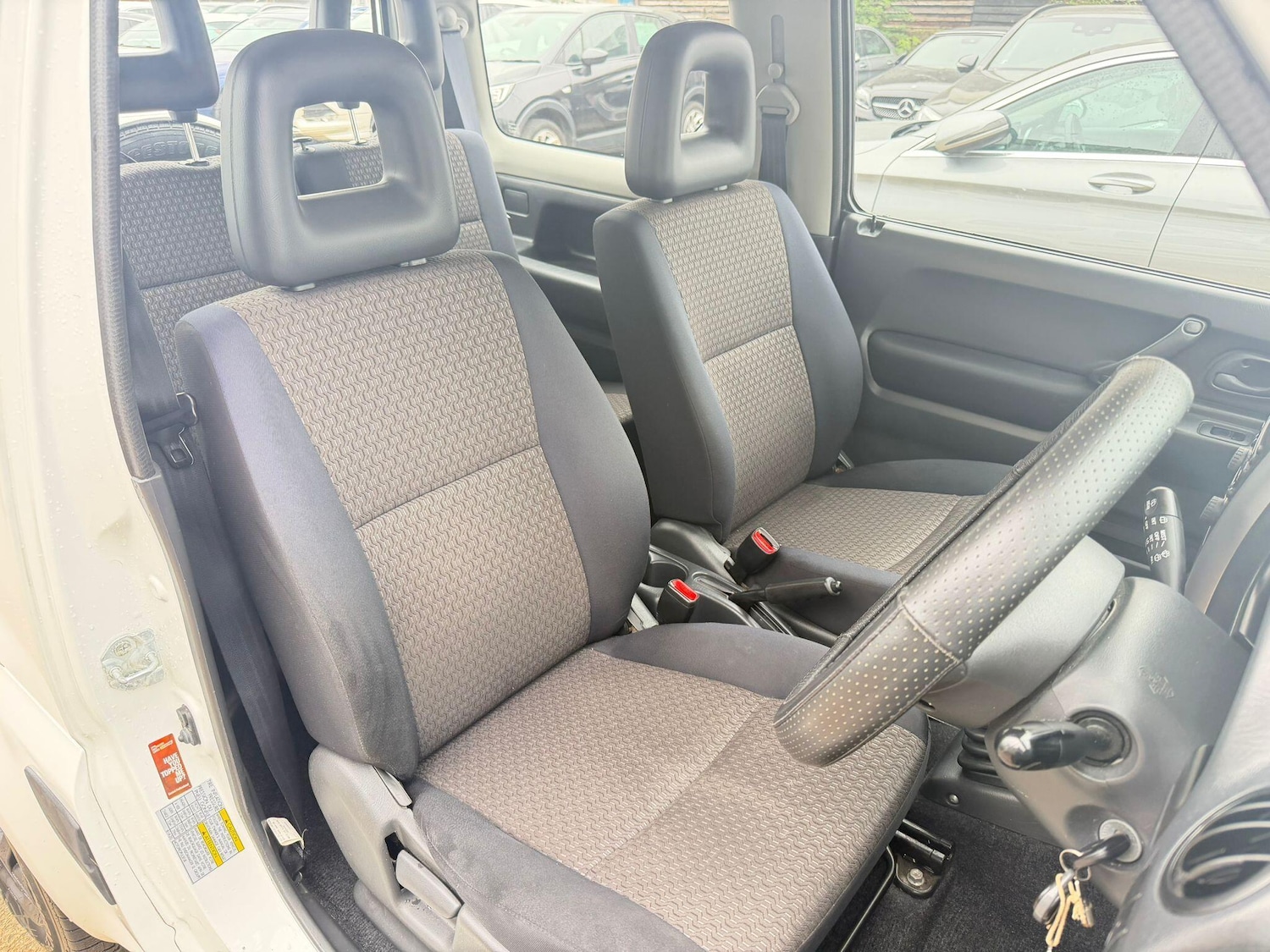 Used Suzuki Jimny 2012 for sale - 77926249: Photo 11