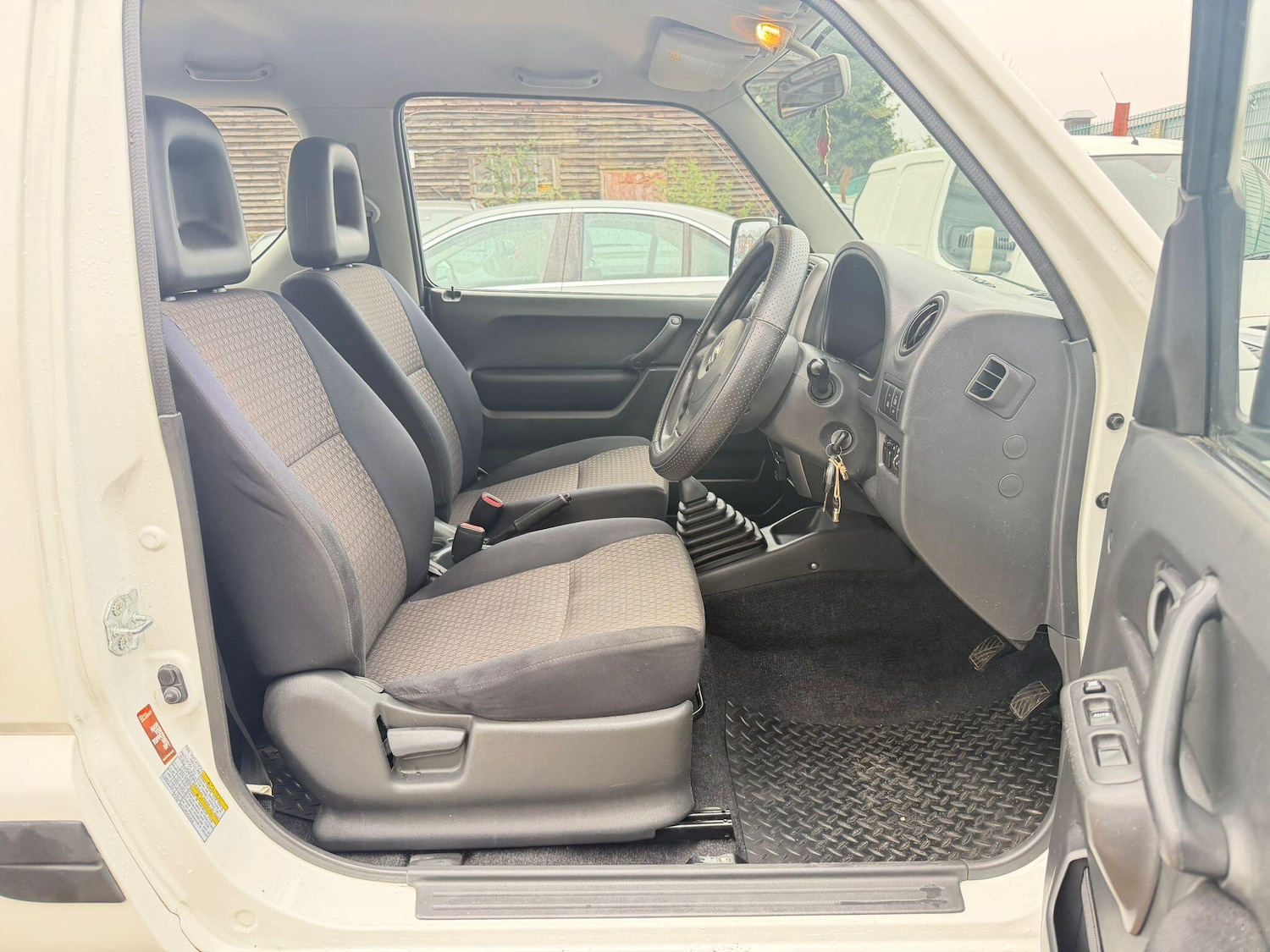 Used Suzuki Jimny 2012 for sale - 77926249: Photo 9