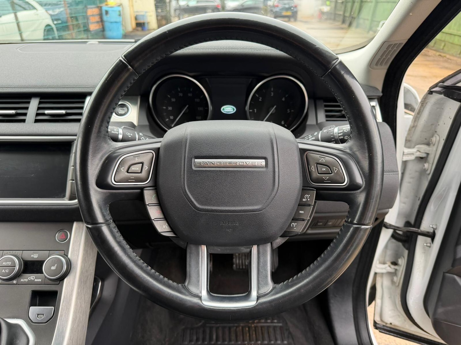 Used Land Rover Range Rover Evoque 2017 for sale - 77175021: Photo 27