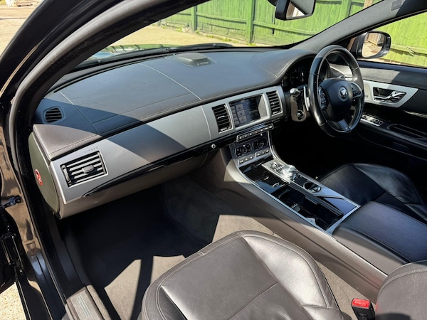 Used Jaguar XF 2015 for sale - 75552183: Photo 23