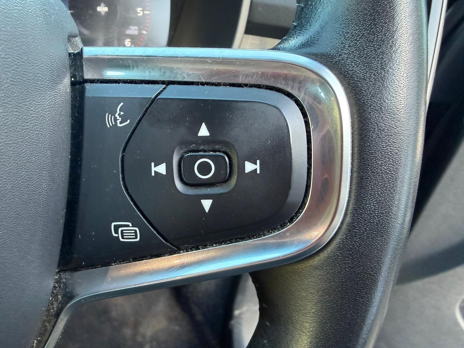 Used Volvo XC40 2020 for sale - 76780660: Photo 27