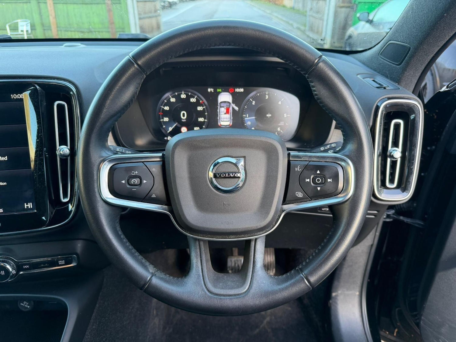 Used Volvo XC40 2020 for sale - 76780660: Photo 7