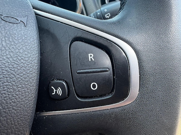 Used Renault Clio 2019 for sale - 74653397: Photo 14