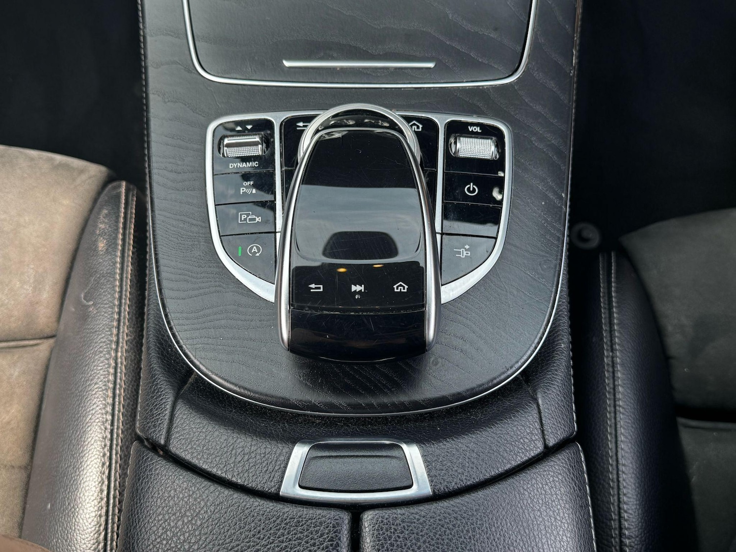 Used Mercedes-Benz E Class 2017 for sale - 76988827: Photo 4