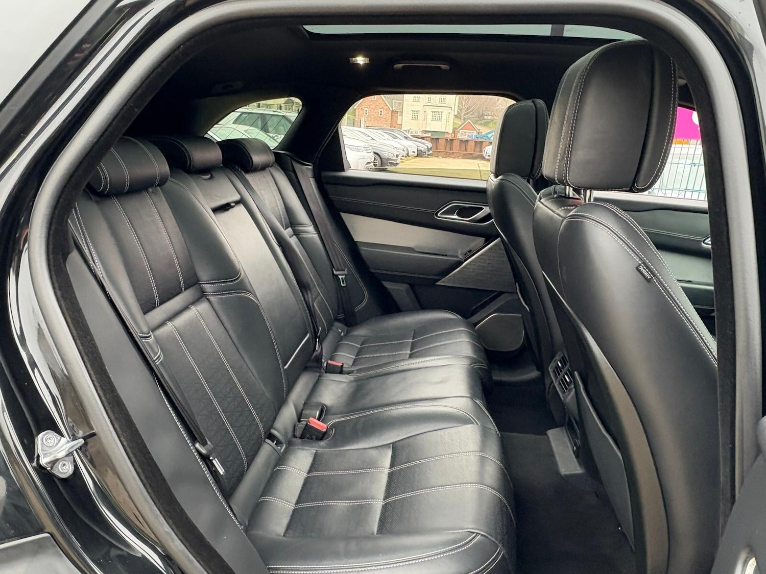 Used Land Rover Range Rover Velar 2019 for sale - 77331910: Photo 17