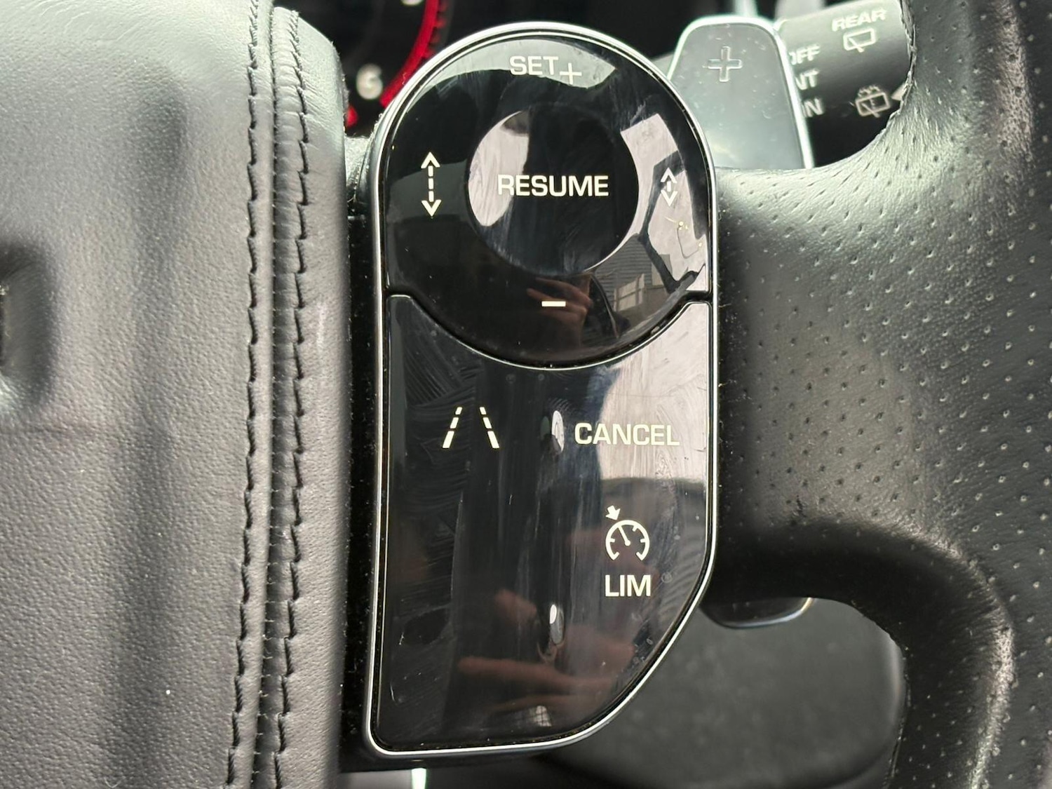 Used Land Rover Range Rover Velar 2019 for sale - 77331910: Photo 28