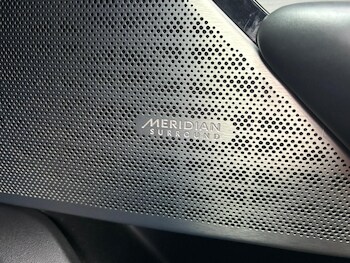 Used Land Rover Range Rover Velar 2019 for sale - 77331910: Photo