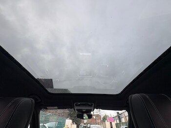 Used Land Rover Range Rover Velar 2019 for sale - 77331910: Photo